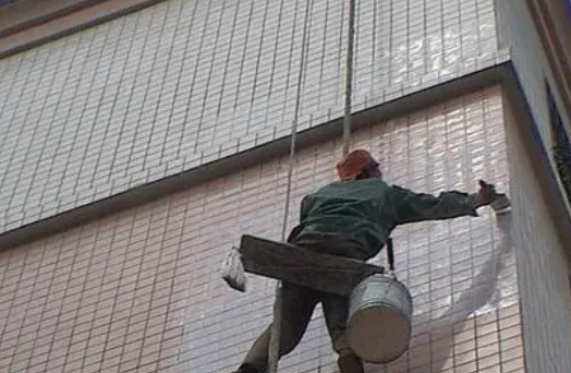 北京市卫生间漏水维修公司分享下北京市外墙防水的必要性。